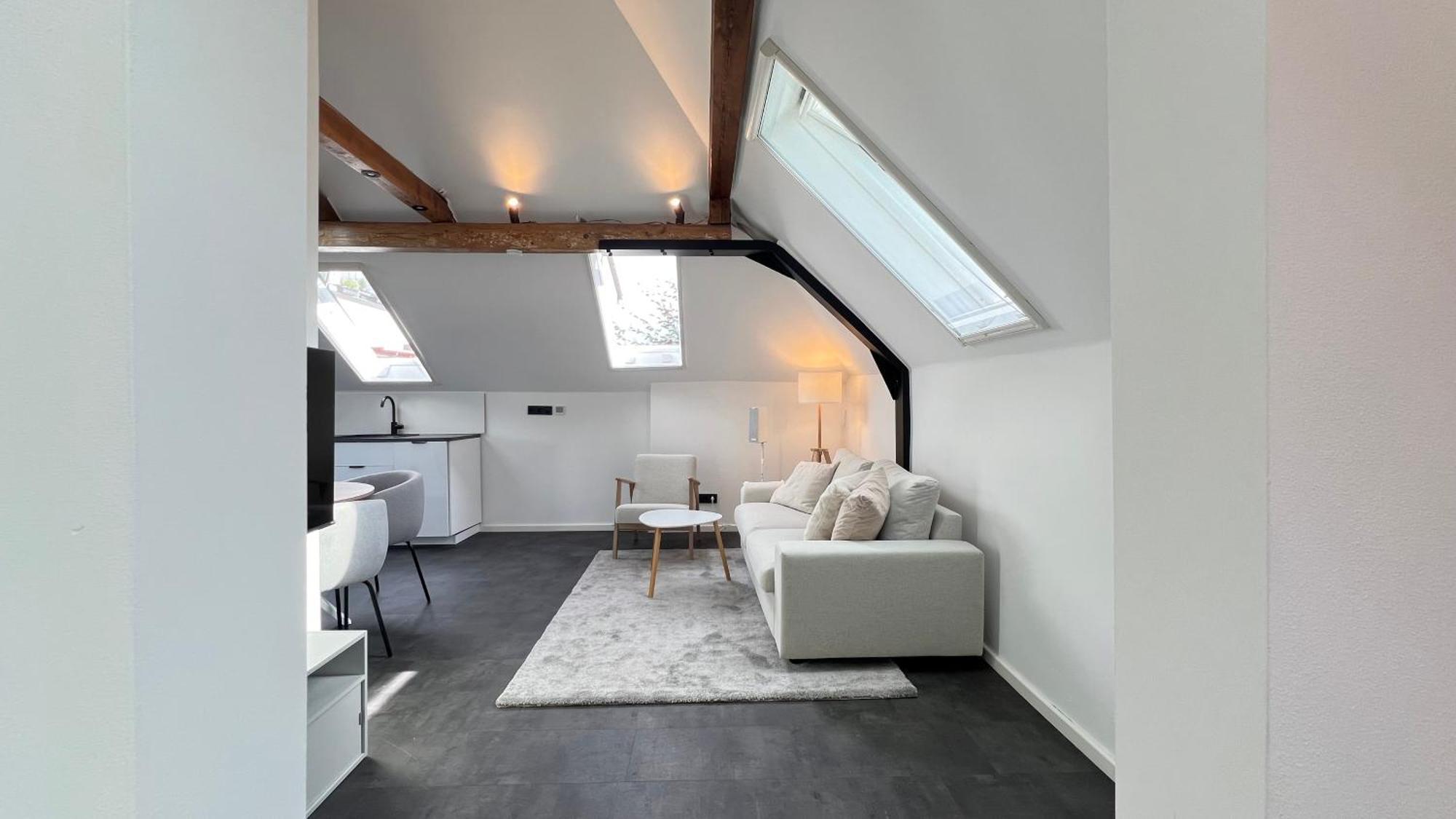 Ludwigshome - Zentrale Lage, Luxusbad, Workspace, Klima ルートヴィヒスブルク エクステリア 写真